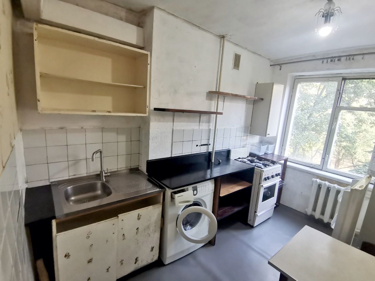 Продаж 2-кімнатної квартири 46 м², Бурштинова вул., 81