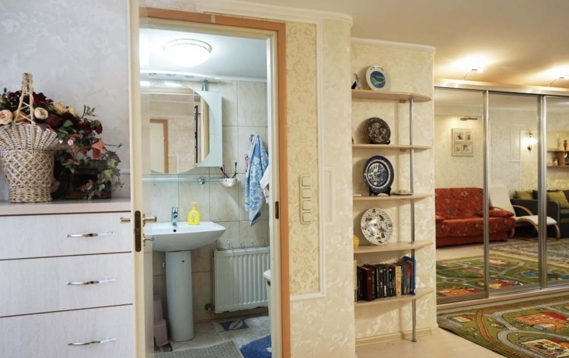 Оренда дуплексу 200 м², Постова вул.