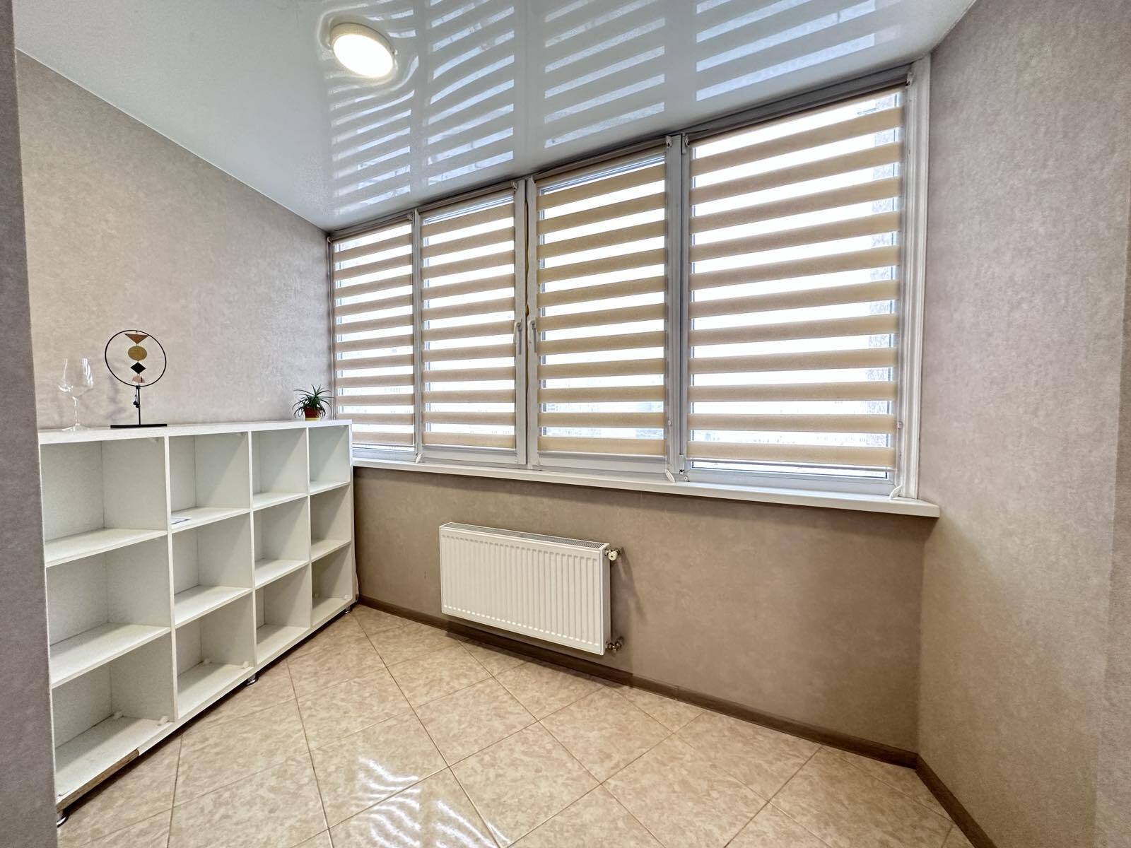Продаж 1-кімнатної квартири 42 м², Боголюбова вул.