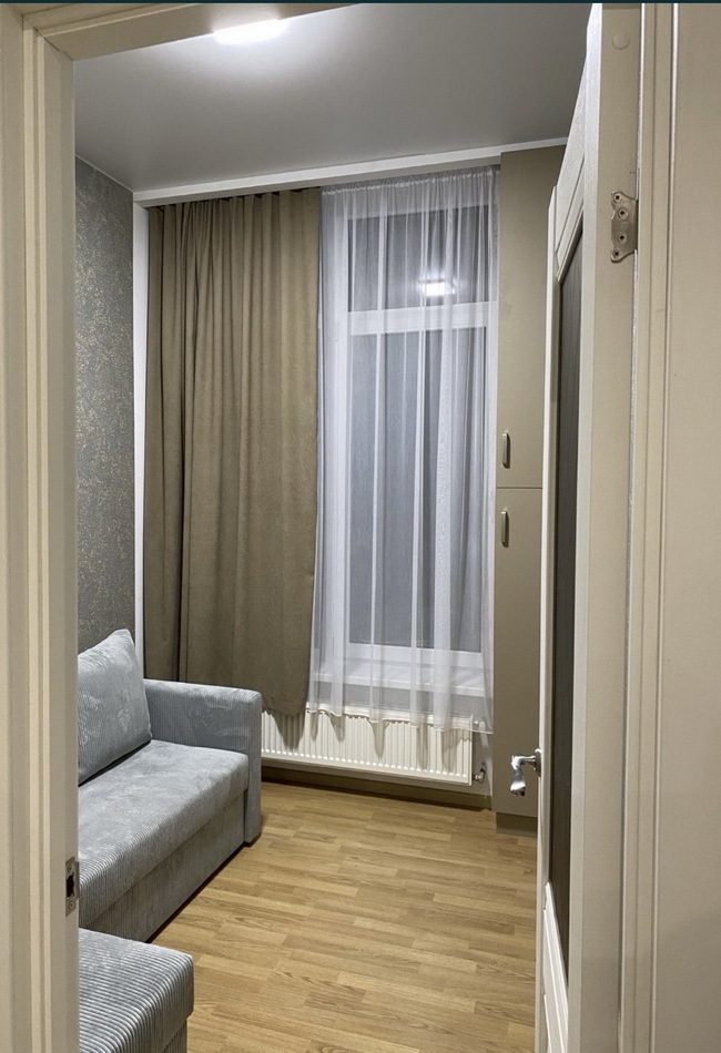 Продаж 1-кімнатної квартири 39 м², Сегедская вул.
