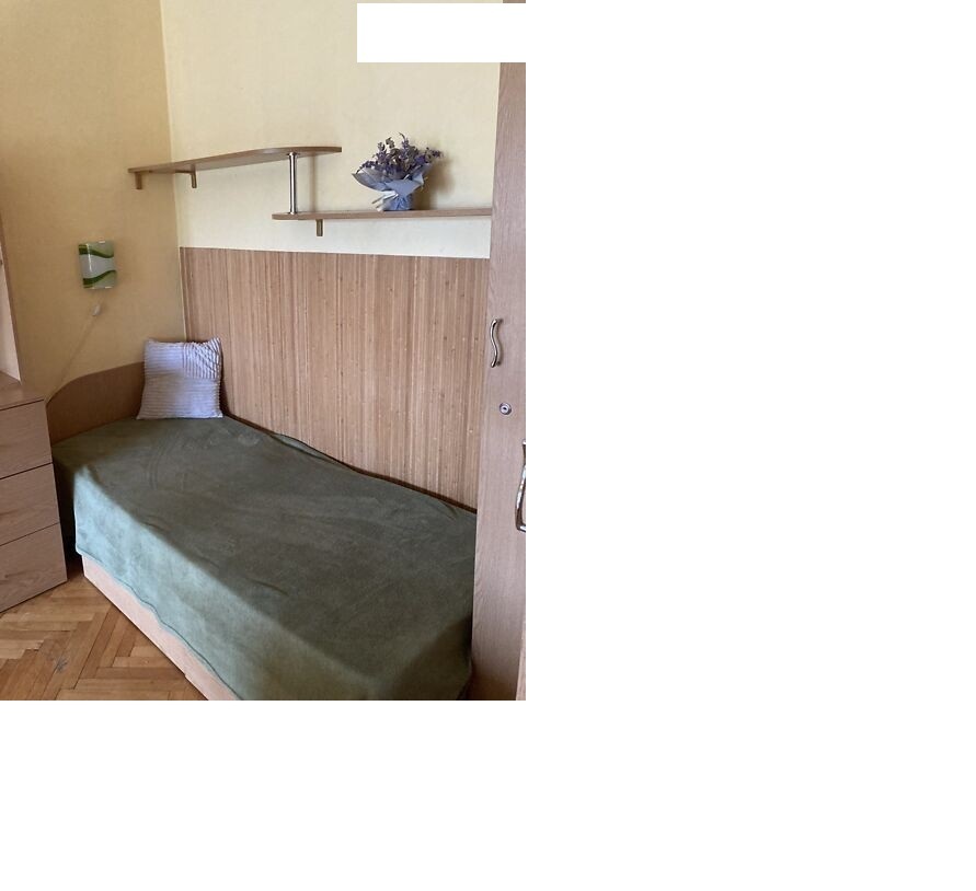 Продаж 1-кімнатної квартири 34 м², Ризька вул., 8