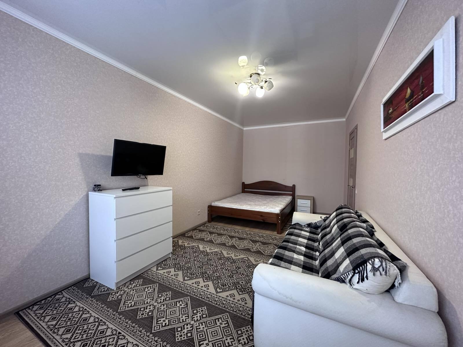 Продажа 1-комнатной квартиры 42 м², Боголюбова ул.
