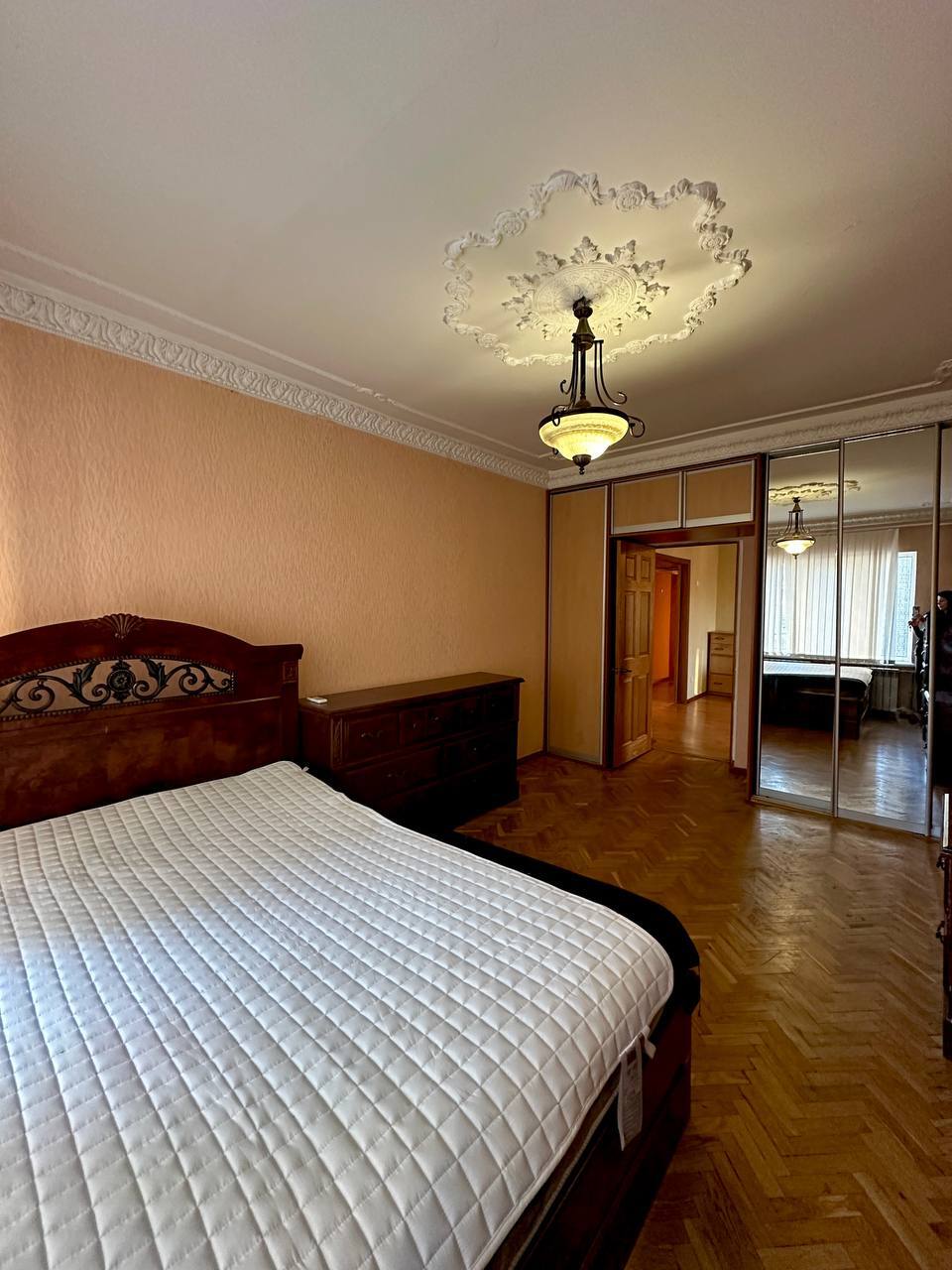 Продаж 3-кімнатної квартири 77 м², Писаржевського вул.