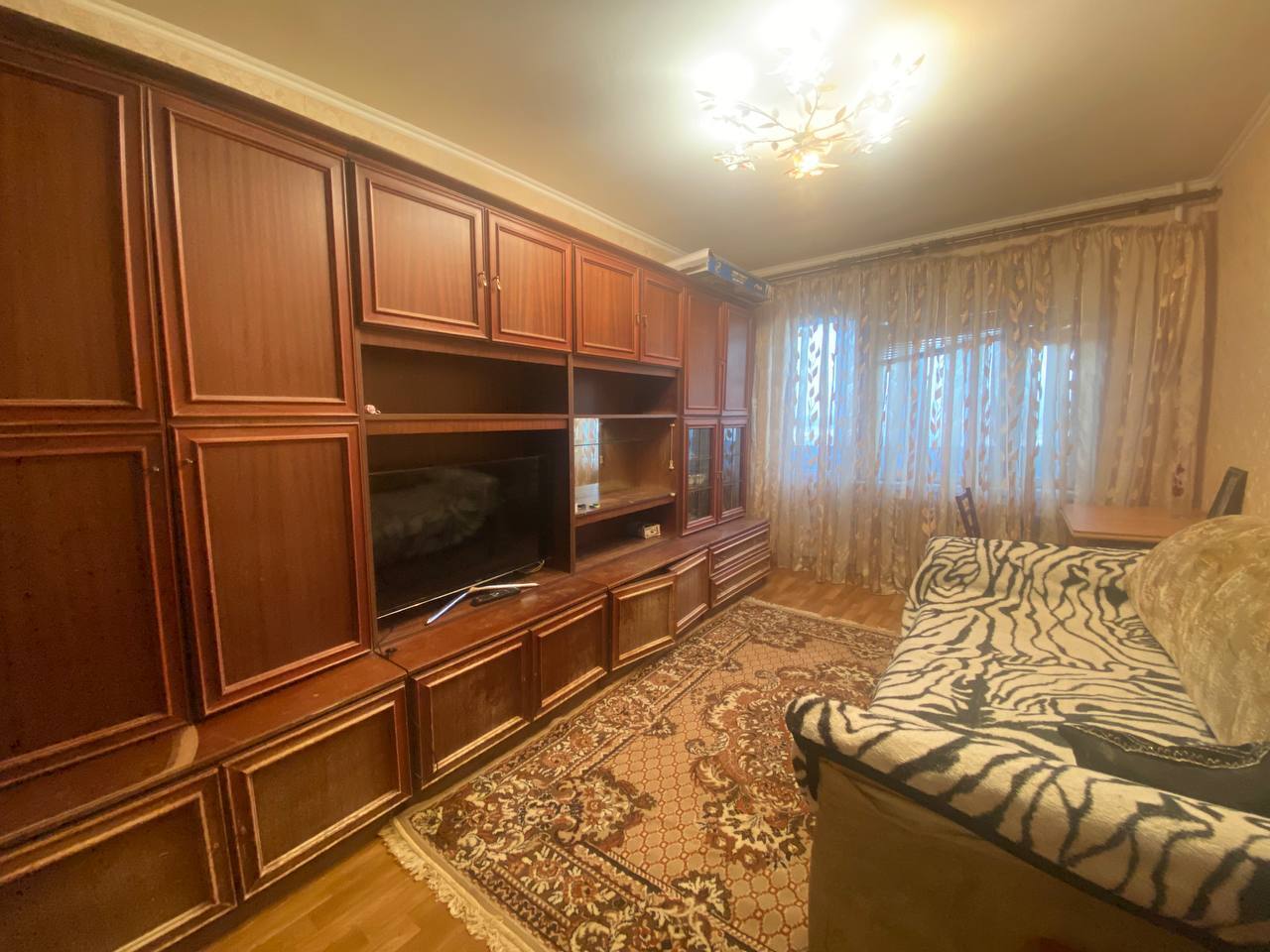 Продаж 2-кімнатної квартири 54 м², Вітрильний пров.