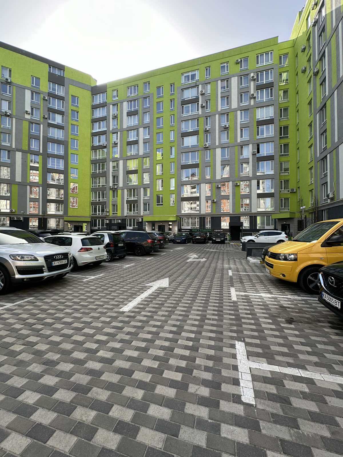 Продаж 1-кімнатної квартири 47 м², Тургенівська вул.