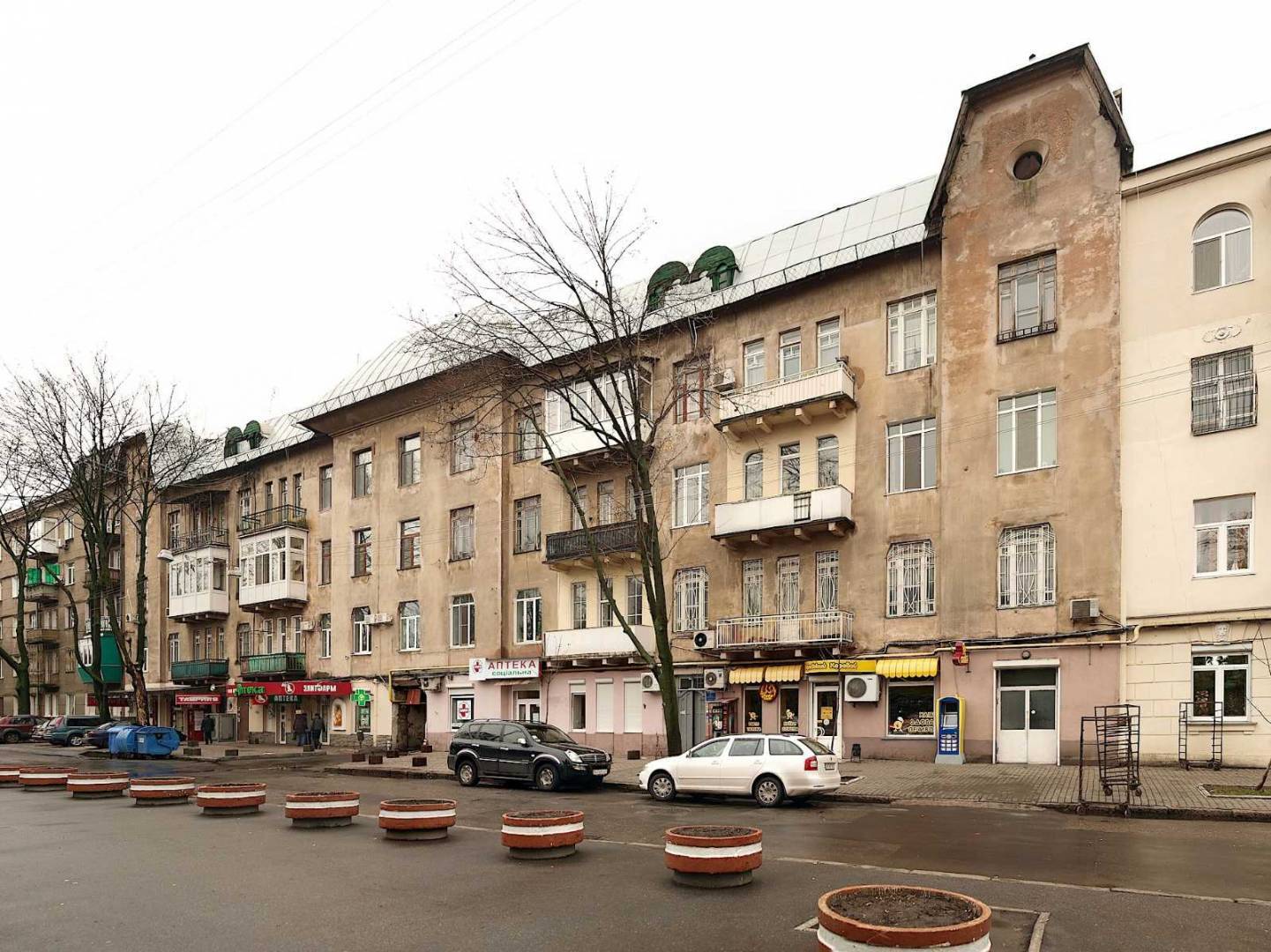 Продажа 4-комнатной квартиры 90 м², Пироговская ул.