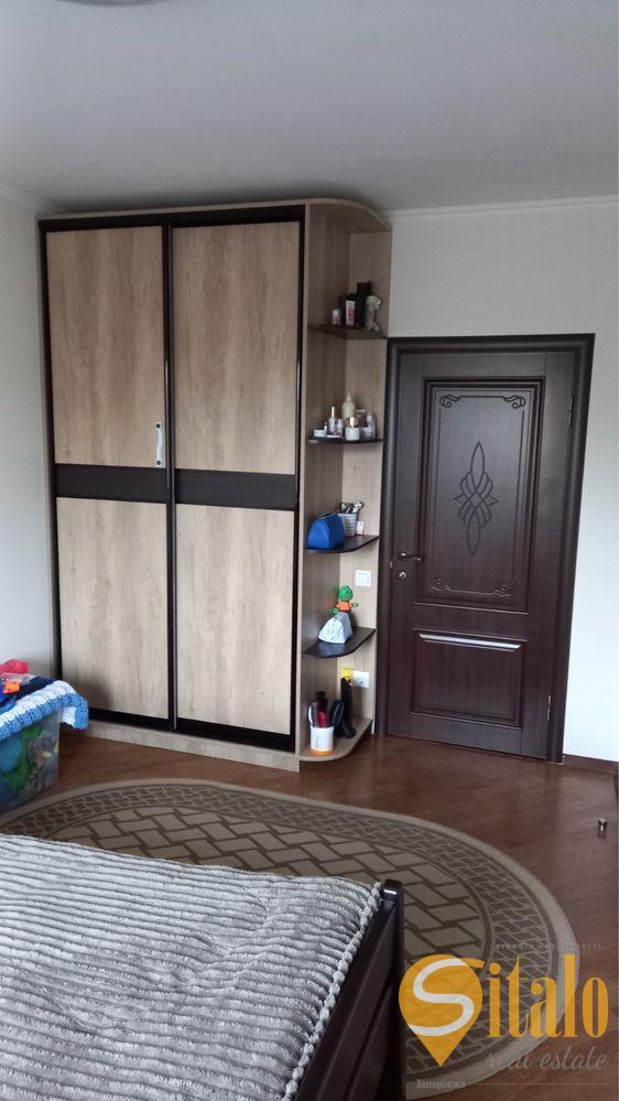Продаж 2-кімнатної квартири 53.11 м², Товарищеська вул.