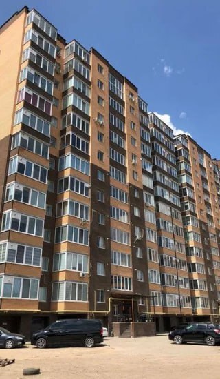 Продаж 2-кімнатної квартири 62 м², Харківська вул.