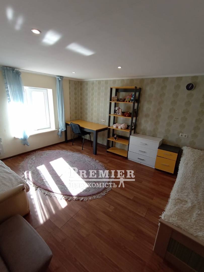 Продажа 2-комнатной квартиры 74 м², Академика Вильямса пер.