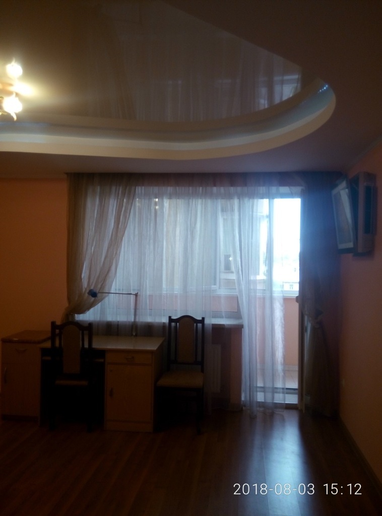 Оренда 1-кімнатної квартири 47 м², Дюковская вул., 8