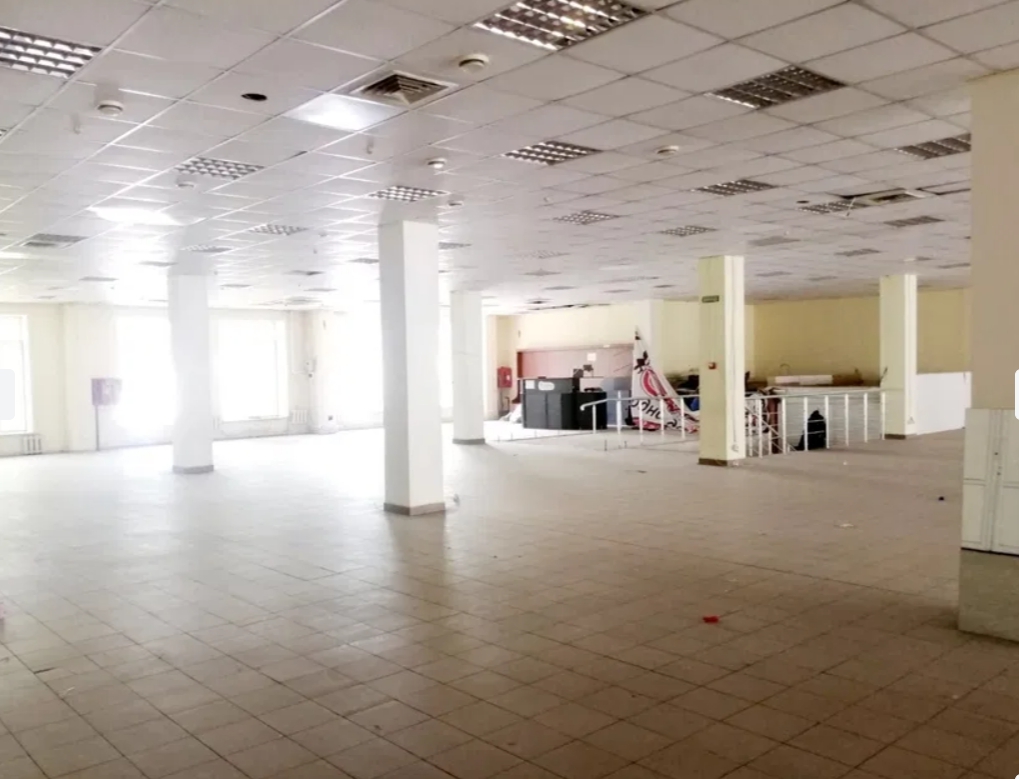 Оренда приміщення вільного призначення 1400 м², Ільфа і Петрова вул.