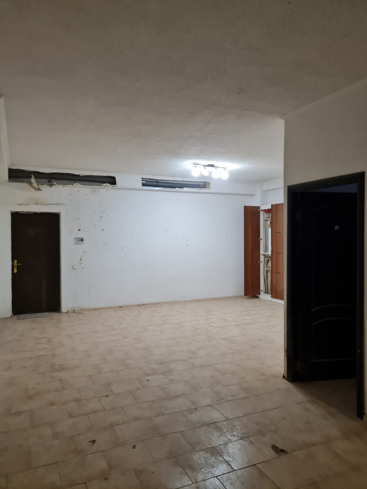 Продаж 2-кімнатної квартири 49 м², Єрошенко вул., 12Д