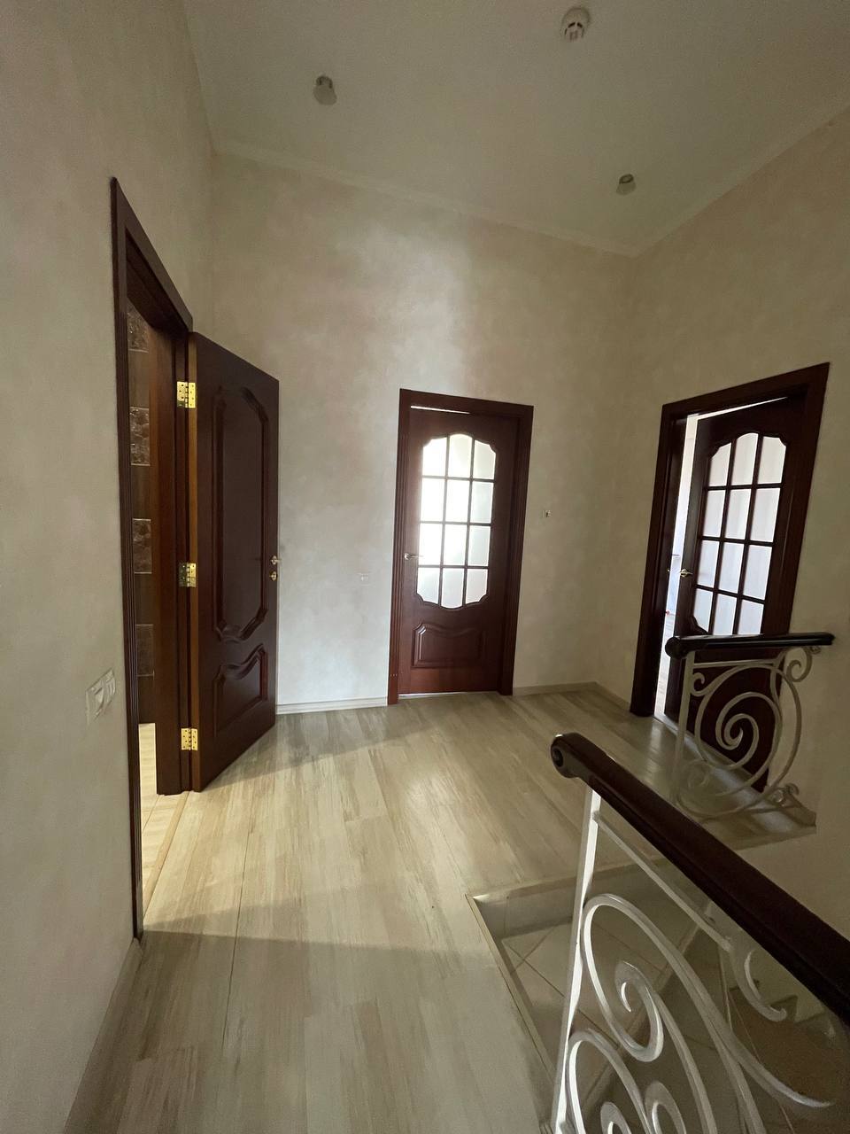 Аренда 4-комнатной квартиры 187 м², Жуковского ул., 8