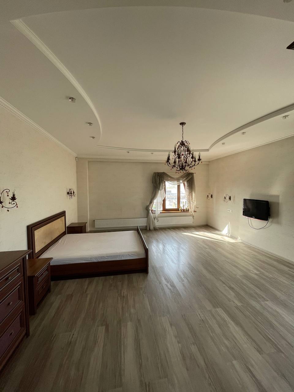 Аренда 4-комнатной квартиры 187 м², Жуковского ул., 8