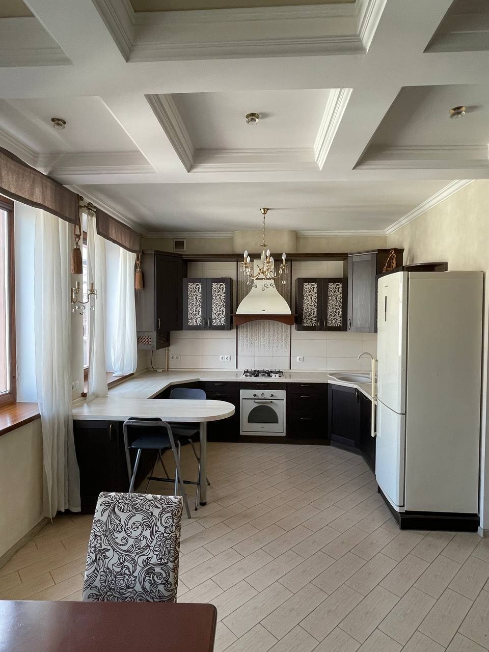 Аренда 4-комнатной квартиры 187 м², Жуковского ул., 8
