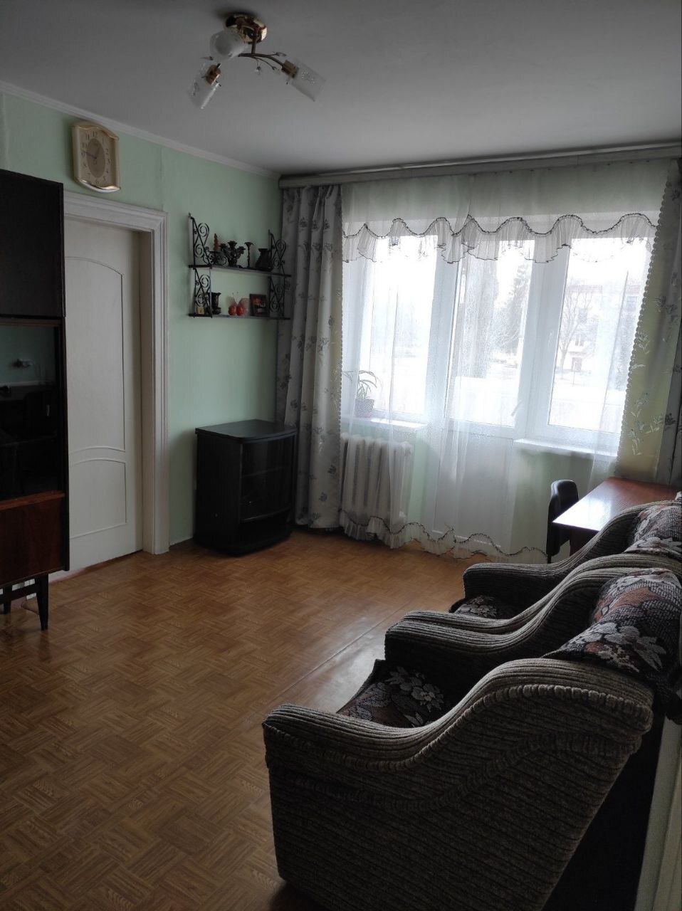 Продаж 2-кімнатної квартири 45 м², Серпнева вул.