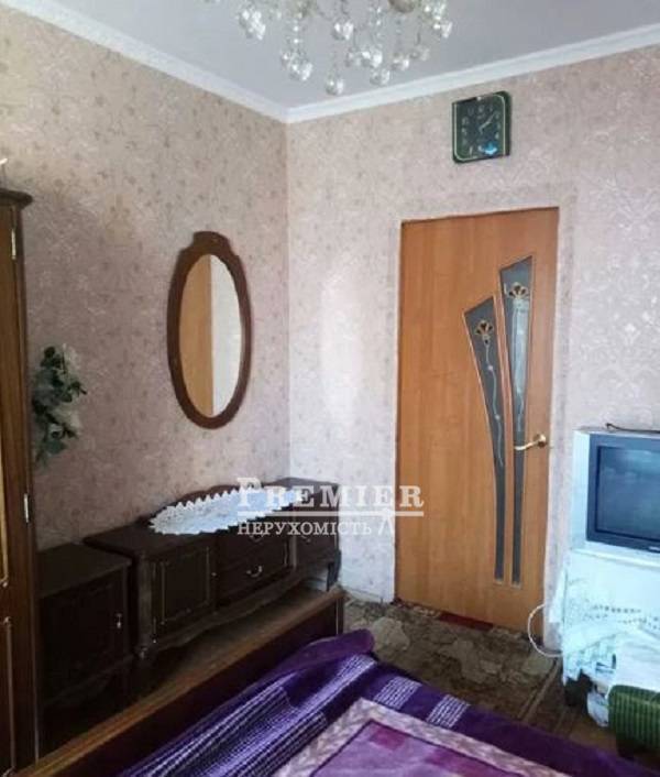 Продаж 3-кімнатної квартири 74 м², Академіка Сахарова вул.