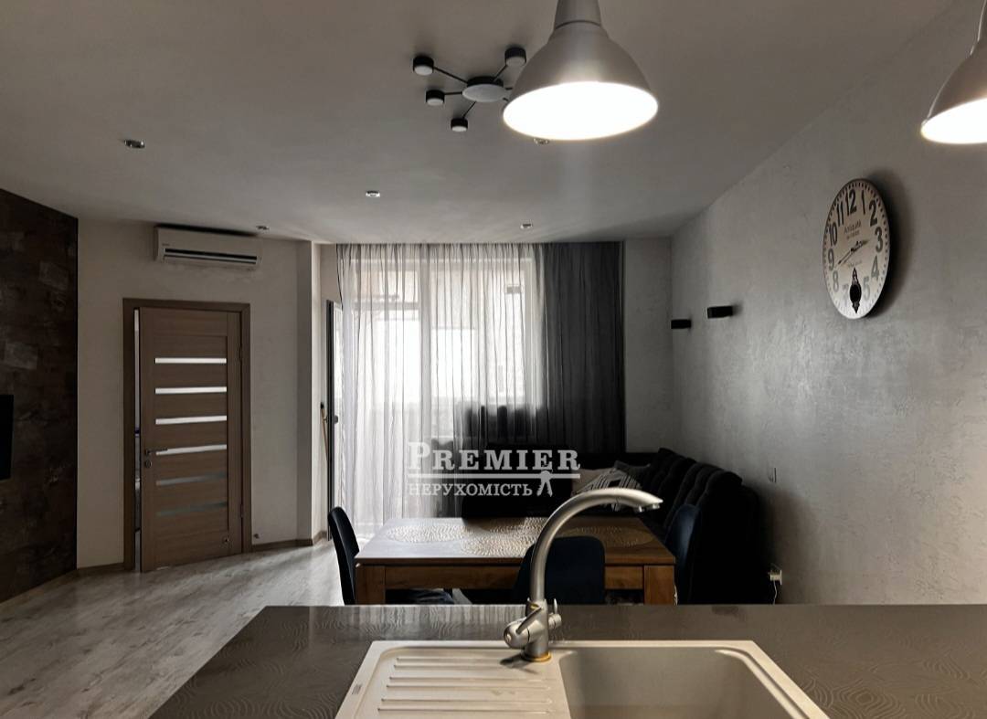 Продажа 3-комнатной квартиры 83 м², Генерала Бочарова ул.