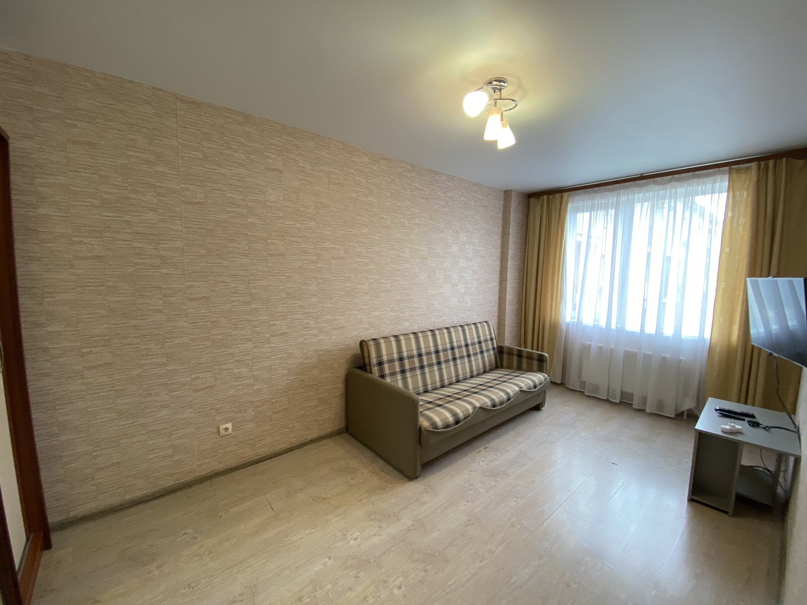 Продаж 1-кімнатної квартири 34 м², Проїзна вул.