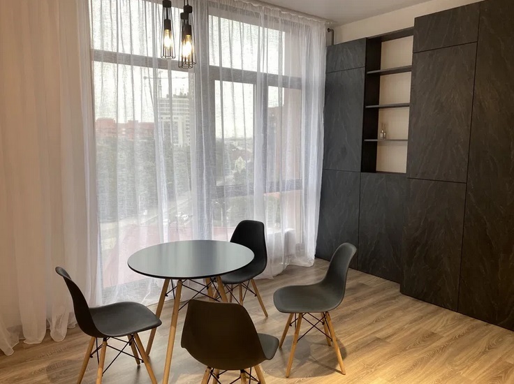 Продаж 2-кімнатної квартири 75 м², Кучеревського бул.