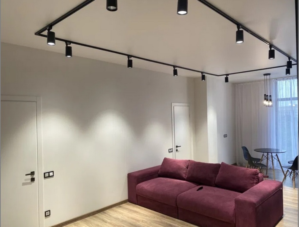 Продаж 2-кімнатної квартири 75 м², Кучеревського бул.