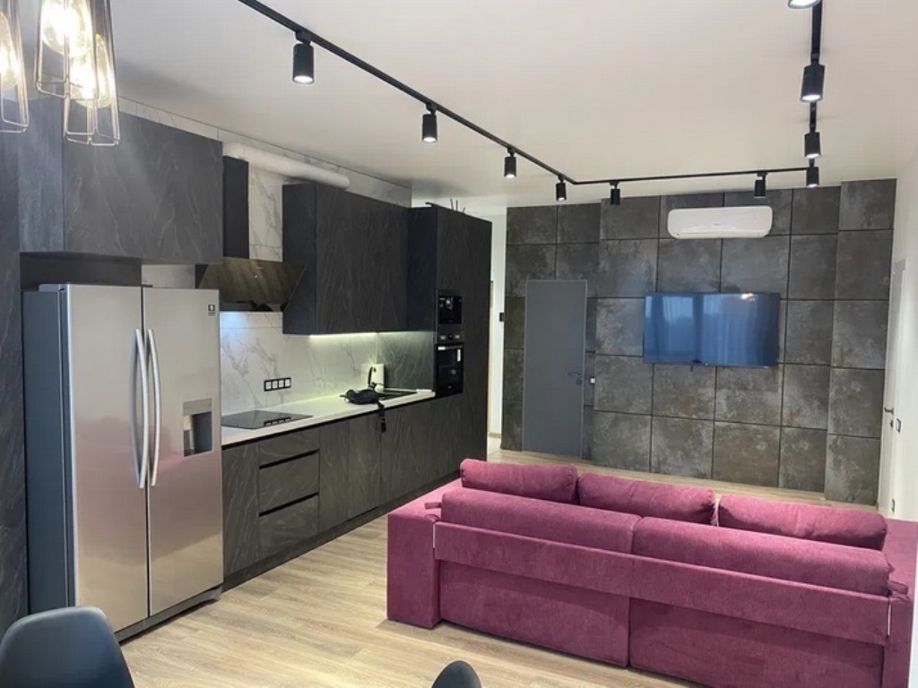 Продаж 2-кімнатної квартири 75 м², Кучеревського бул.