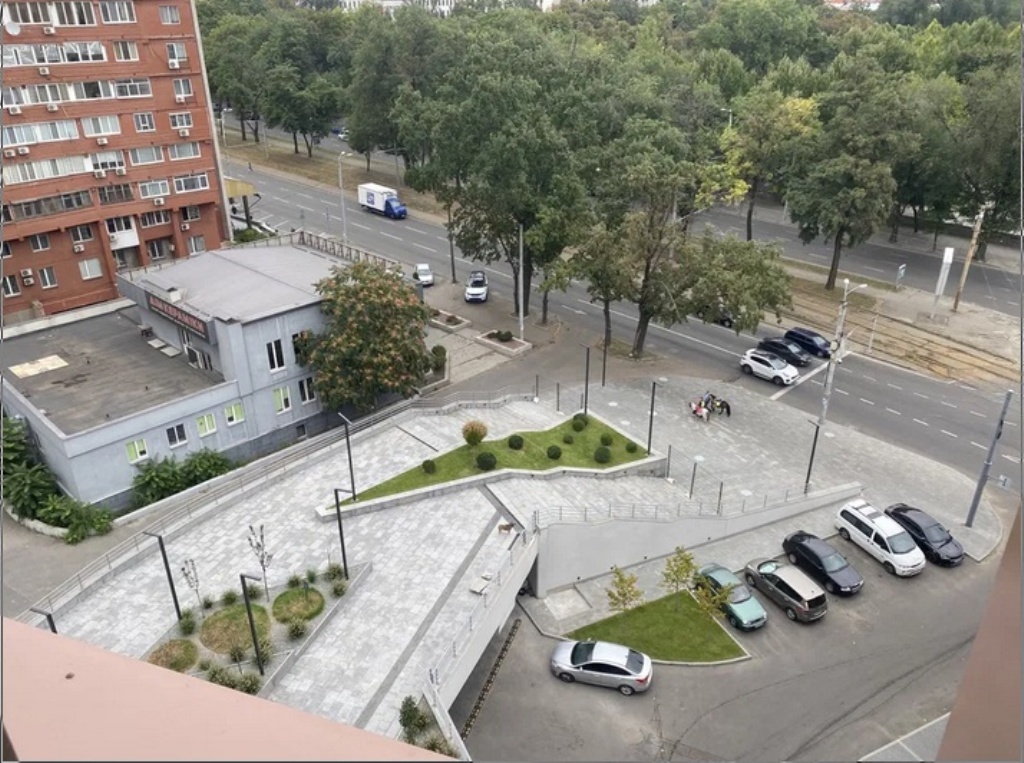 Продаж 2-кімнатної квартири 75 м², Кучеревського бул.