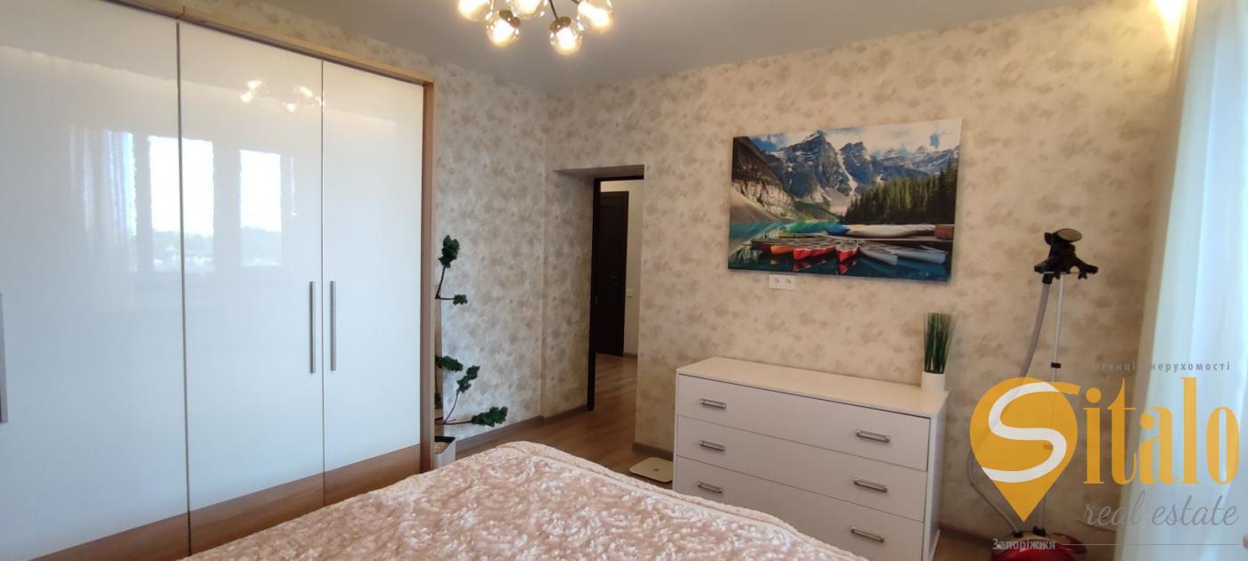 Продаж 3-кімнатної квартири 75 м², Центральний бул.