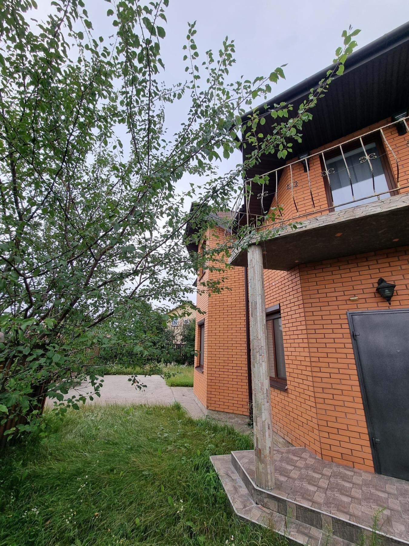 Продаж будинку 160 м²