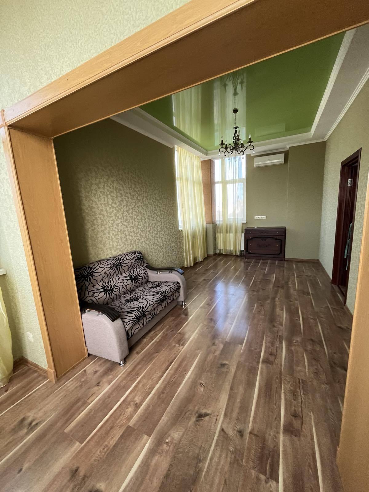 Продаж 3-кімнатної квартири 70 м², Артилерійська вул., 4В