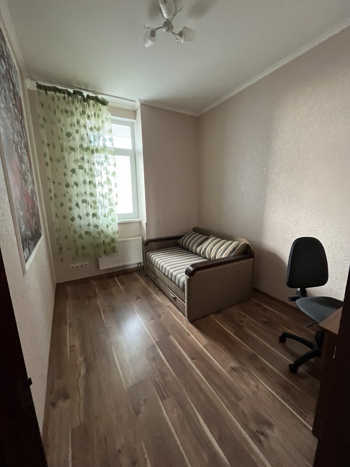 Продаж 3-кімнатної квартири 70 м², Артилерійська вул., 4В