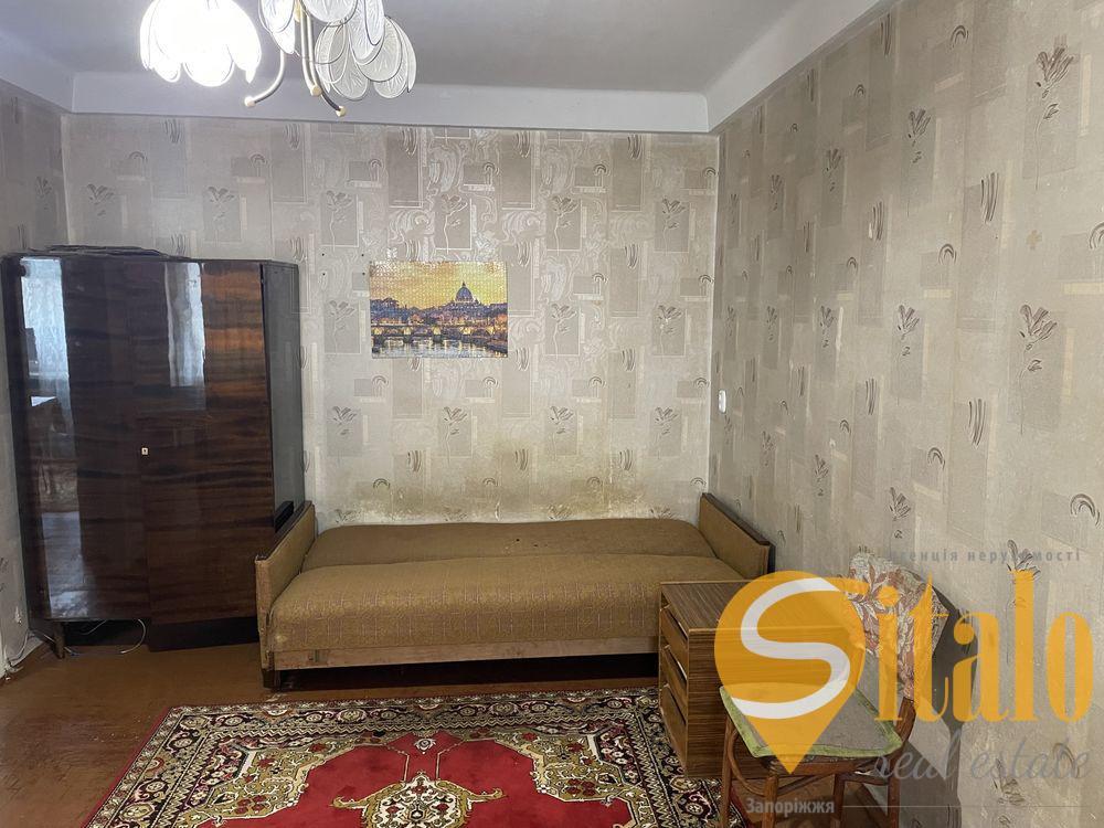 Продаж 1-кімнатної квартири 27.68 м², Міхайлова вул.