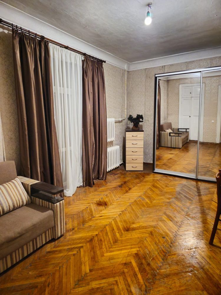 Продажа 2-комнатной квартиры 66 м²