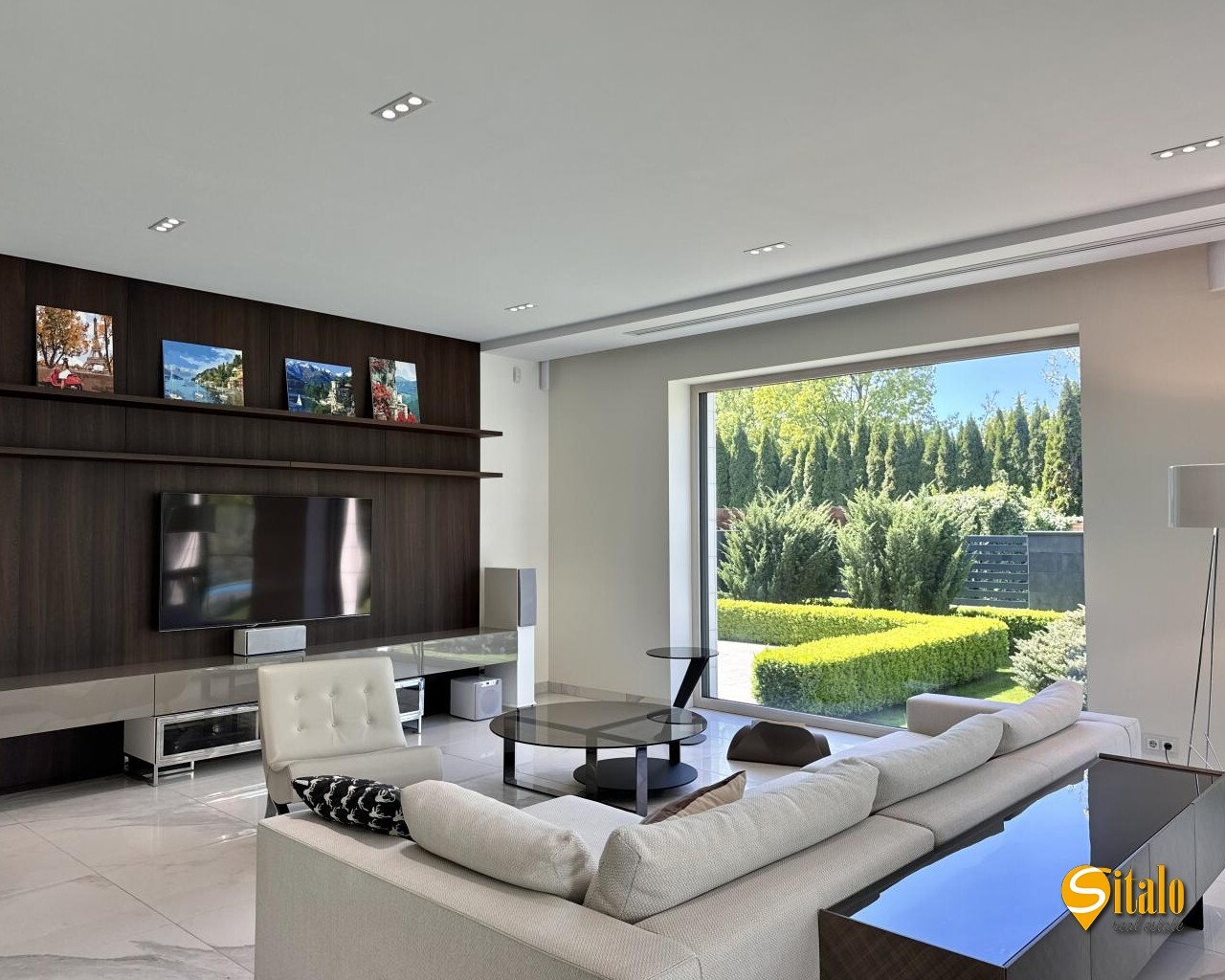 Продаж будинку 500 м², 1-а Озерна вул.