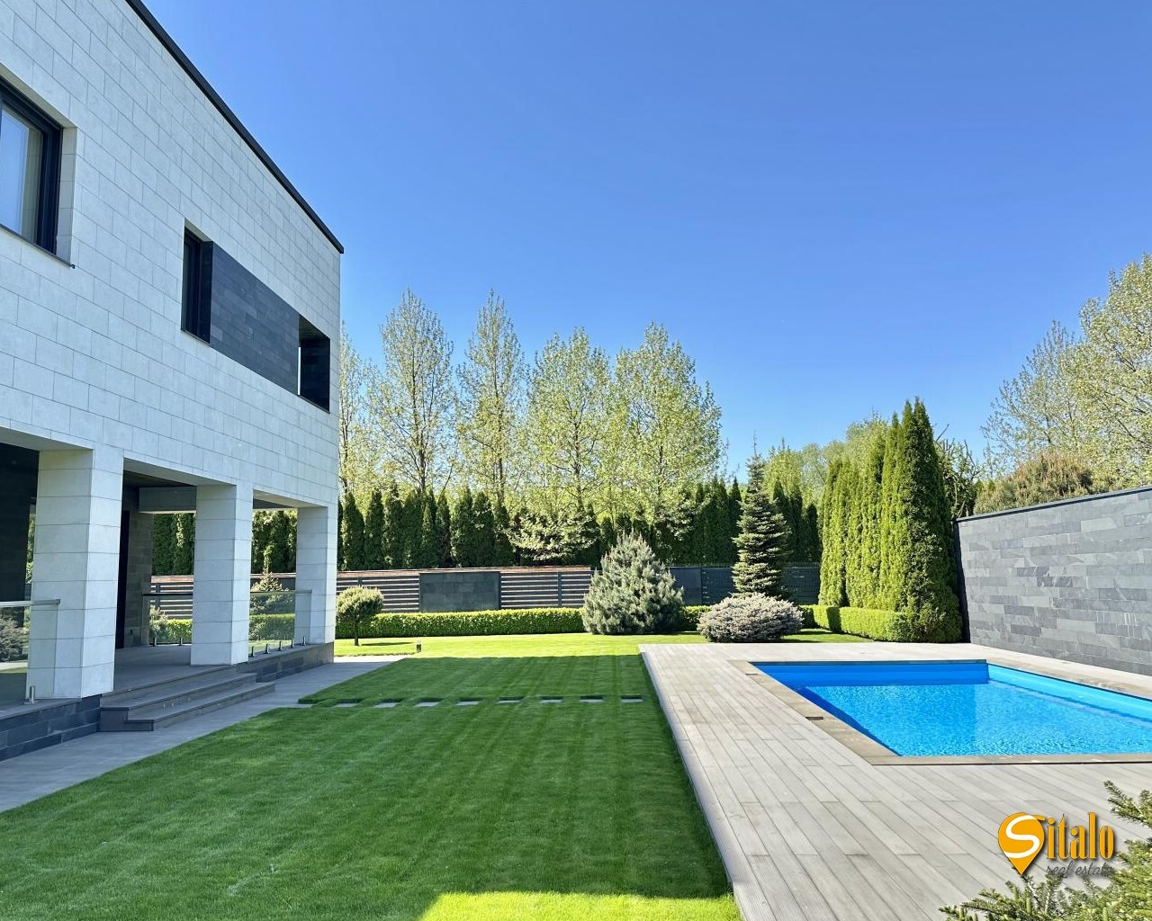 Продаж будинку 500 м², 1-а Озерна вул.