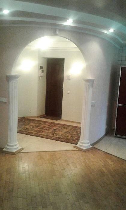 Продаж 3-кімнатної квартири 90.6 м², Героїв Крут вул.