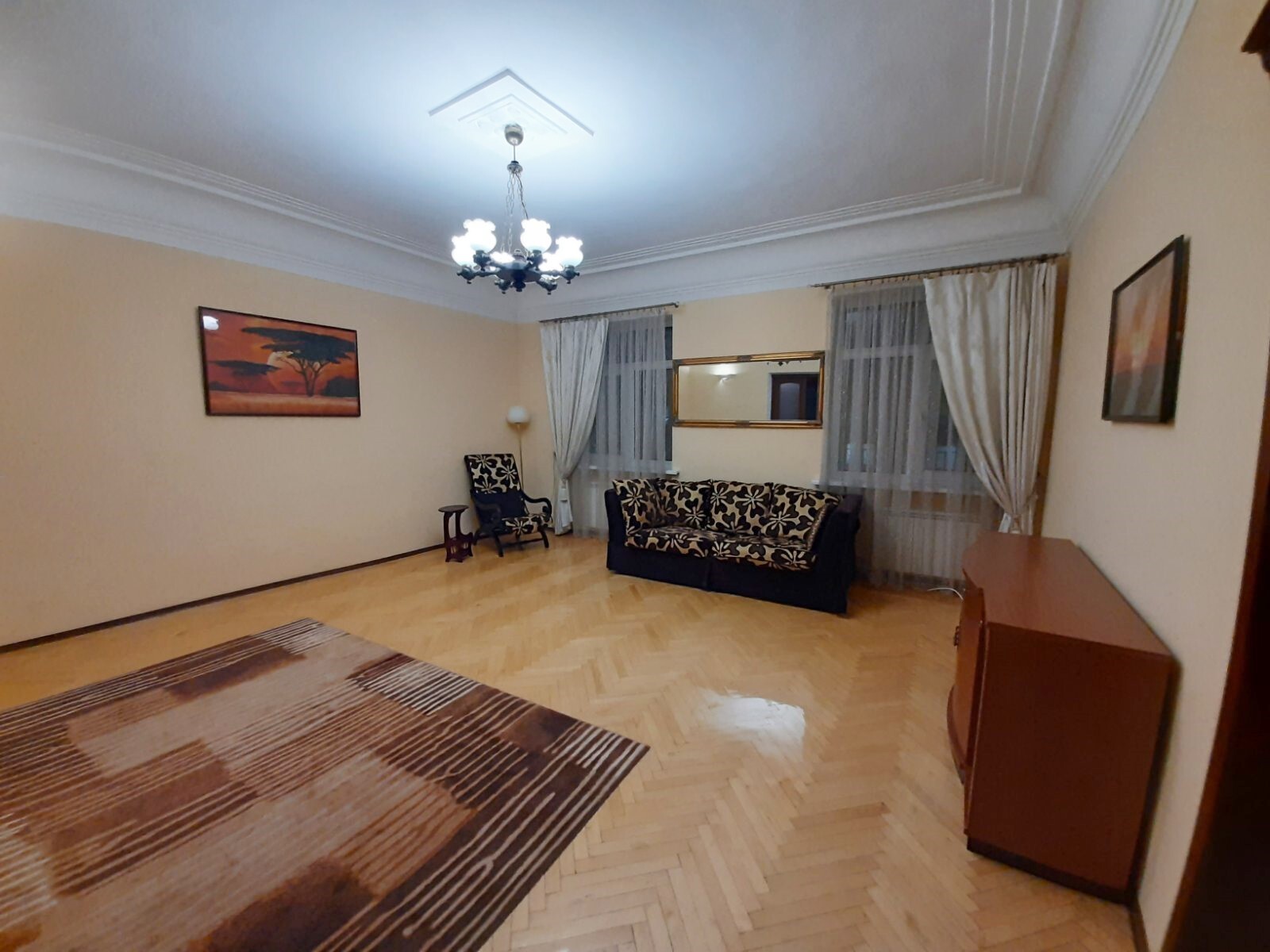 Продаж 4-кімнатної квартири 114 м², Золотоворітська вул., 2