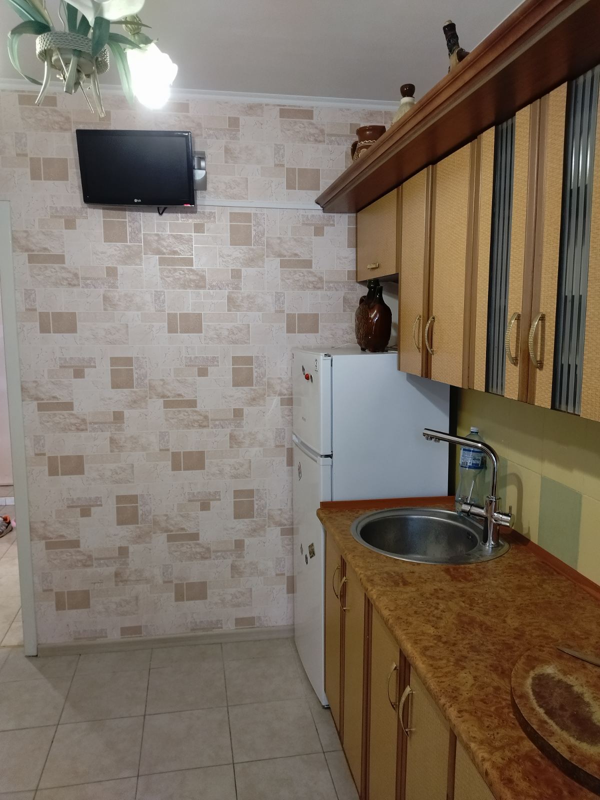 Оренда 1-кімнатної квартири 35 м², Генерала Бочарова вул., /Днепропетровская 9/10