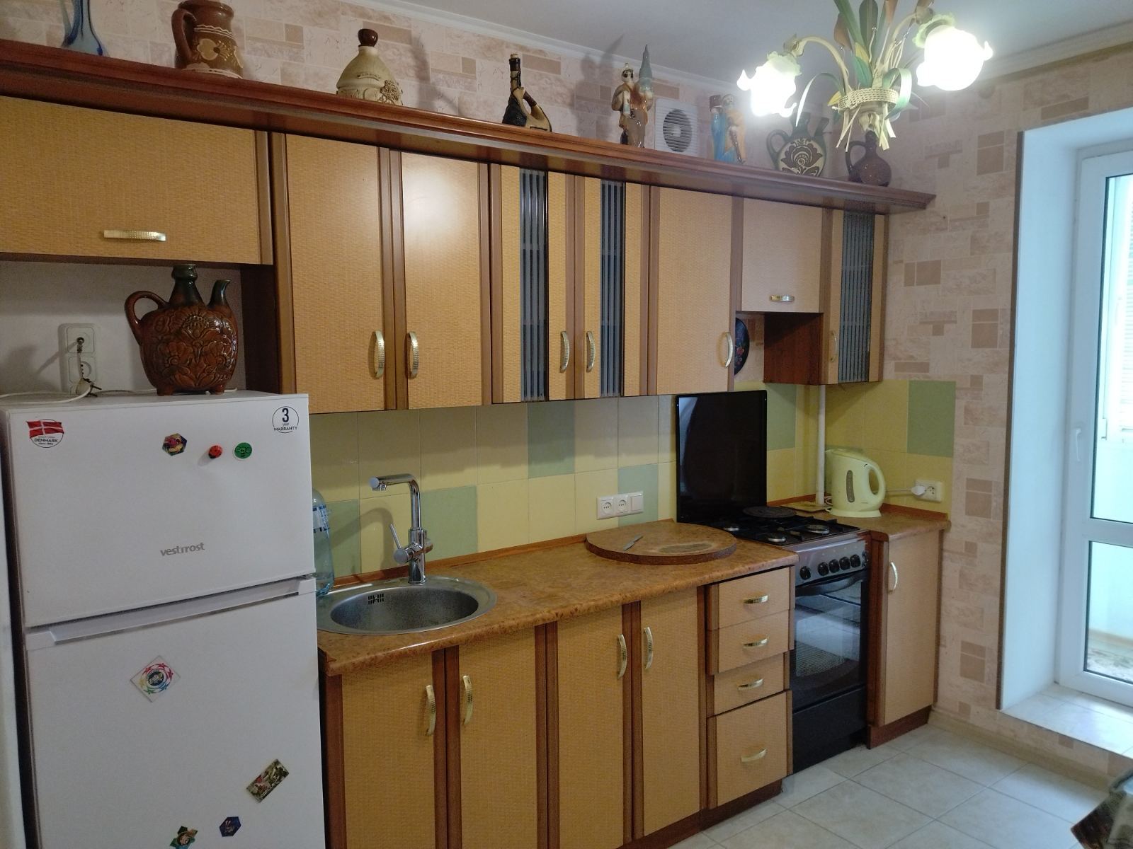 Оренда 1-кімнатної квартири 35 м², Генерала Бочарова вул., /Днепропетровская 9/10