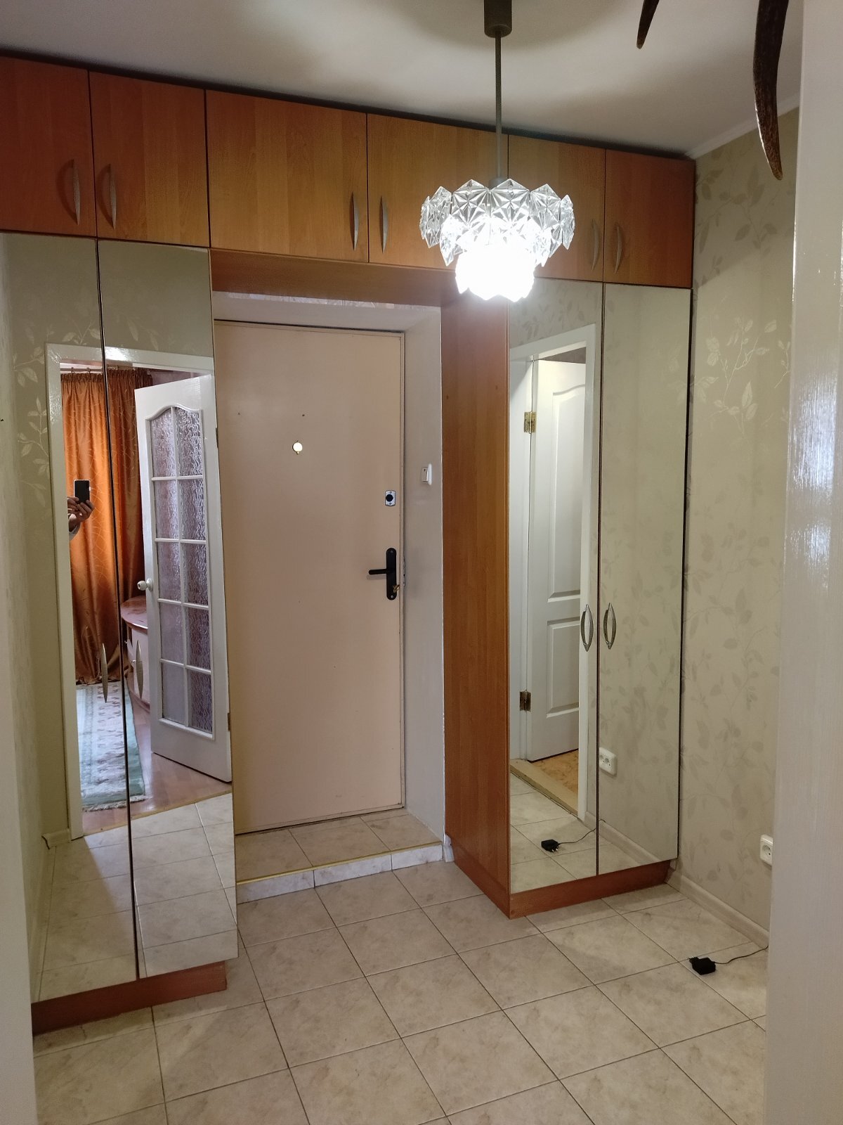 Оренда 1-кімнатної квартири 35 м², Генерала Бочарова вул., /Днепропетровская 9/10