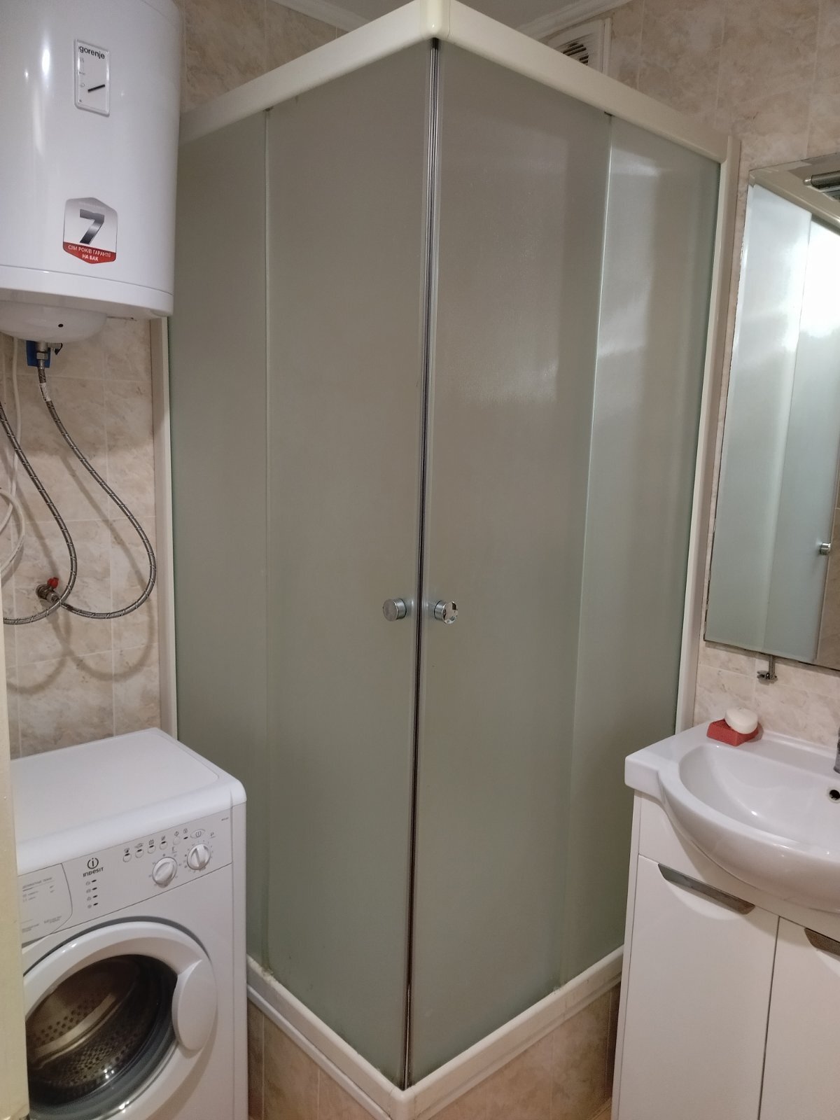 Оренда 1-кімнатної квартири 35 м², Генерала Бочарова вул., /Днепропетровская 9/10