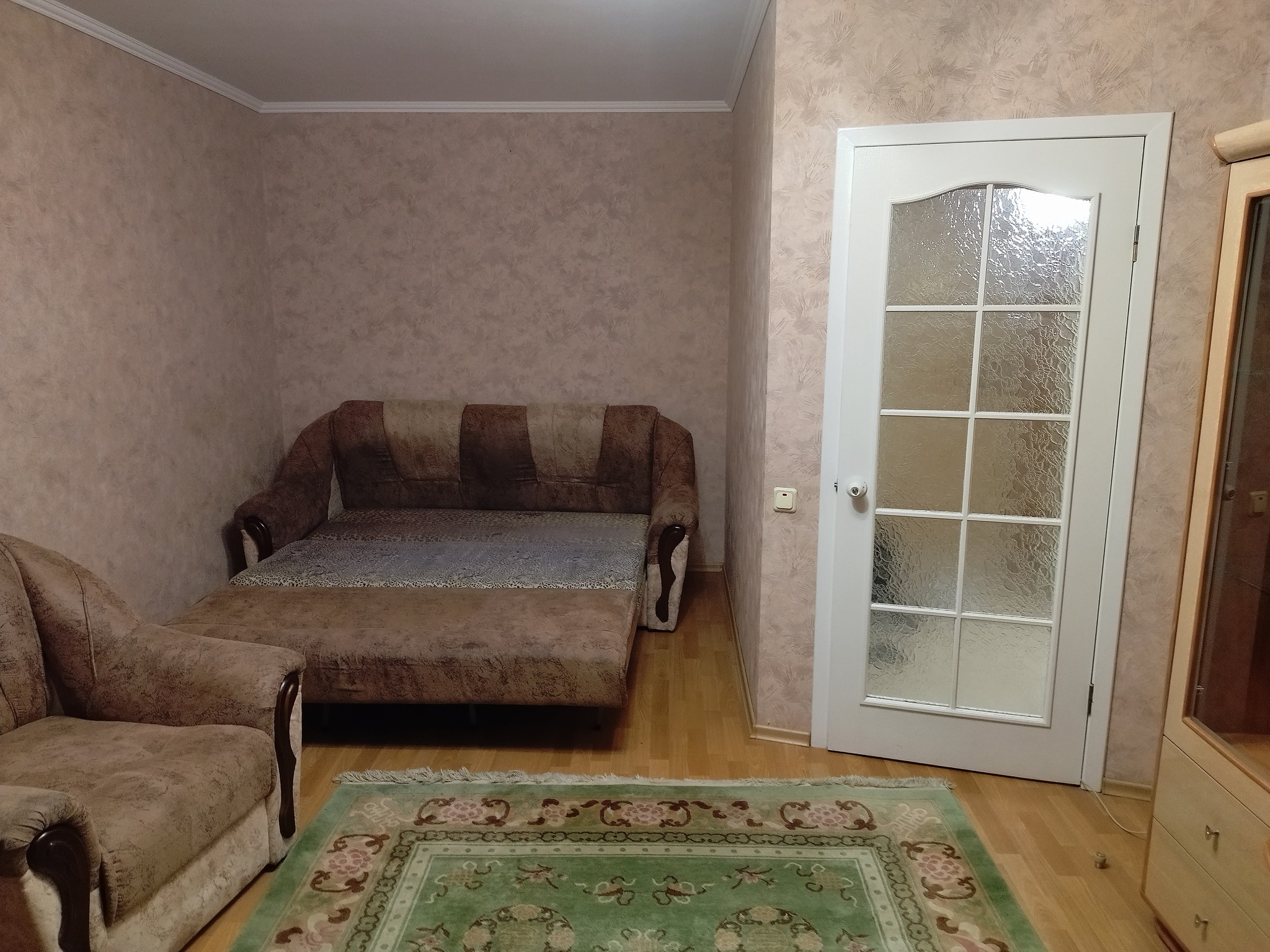 Оренда 1-кімнатної квартири 35 м², Генерала Бочарова вул., /Днепропетровская 9/10