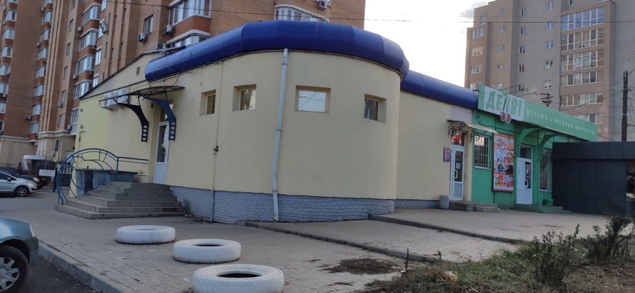 Продаж комерції 287 м², Богдана Хмельницького просп.