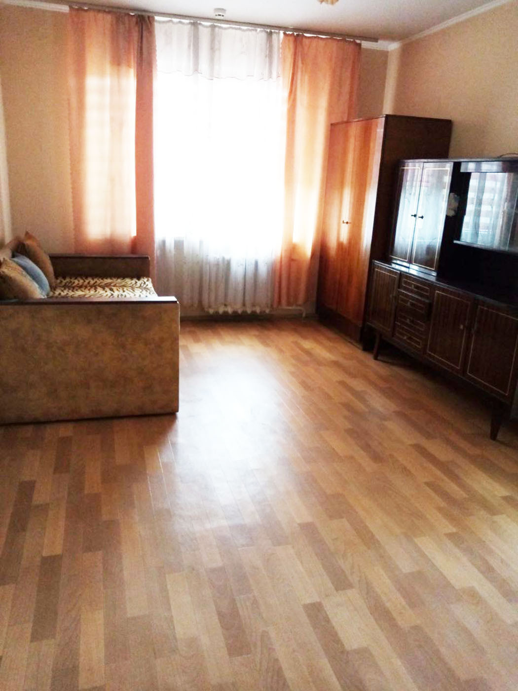 Продаж 2-кімнатної квартири 69 м², Краківська вул., 13А