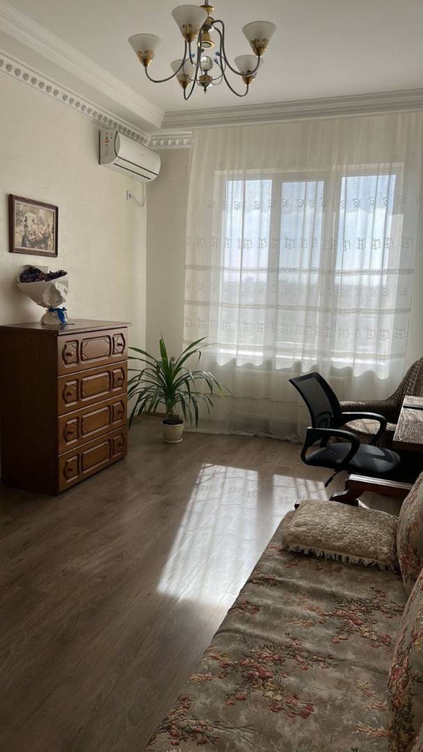 Продажа 1-комнатной квартиры 54 м², Грушевского Михаила ул.