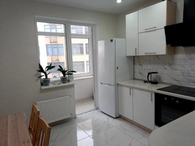 Продажа 2-комнатной квартиры 60 м², Академика Сахарова ул.