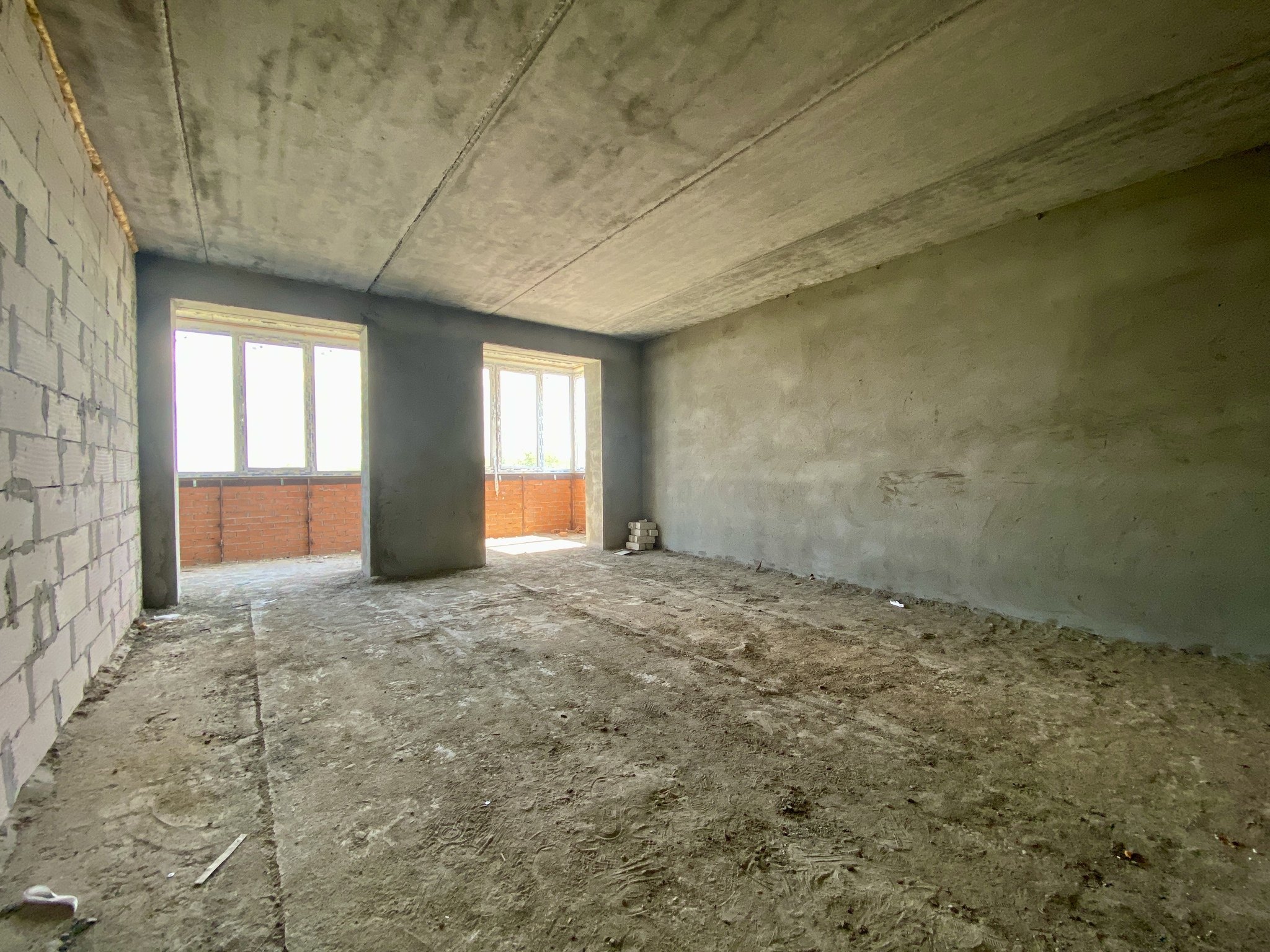 Продажа 1-комнатной квартиры 69.7 м², Мостостроителей ул., 18