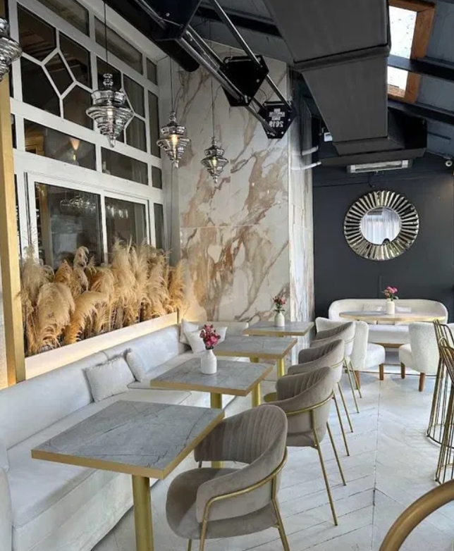 Оренда ресторану 452 м², Катеринінська вул.