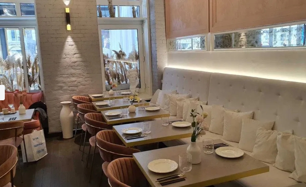 Оренда ресторану 452 м², Катеринінська вул.