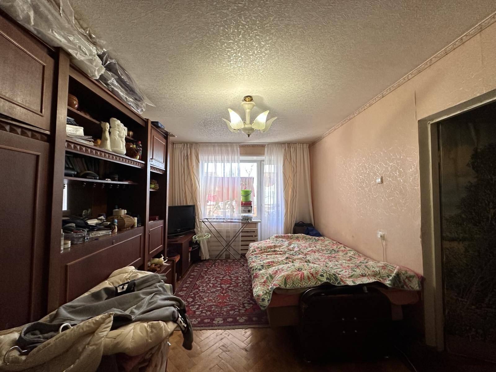 Продаж 2-кімнатної квартири 46 м², Бурштинова вул., 71